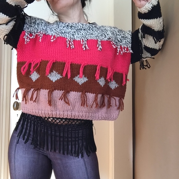 Pina Fringed Sweater by Vero Alfie - Picture 7 of 7